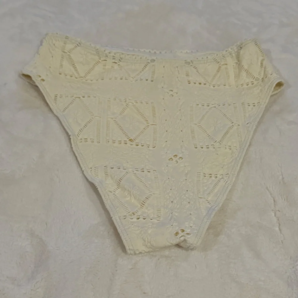 New! Frankie’s Bikinis Jenna High Waist Bikini Bottom in Angel Dust 31552